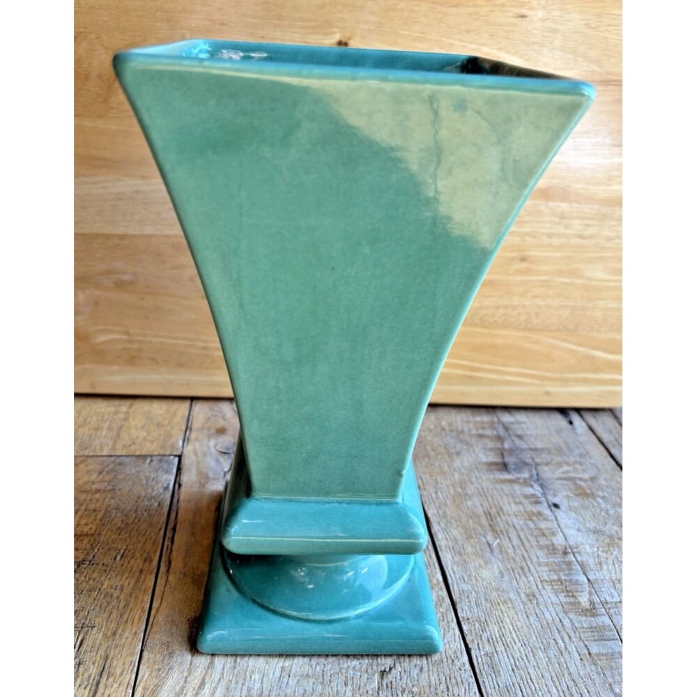Vtg Haeger Flower Vase 9 1/4”  Dark Green Art Deco Pottery Geometric Design